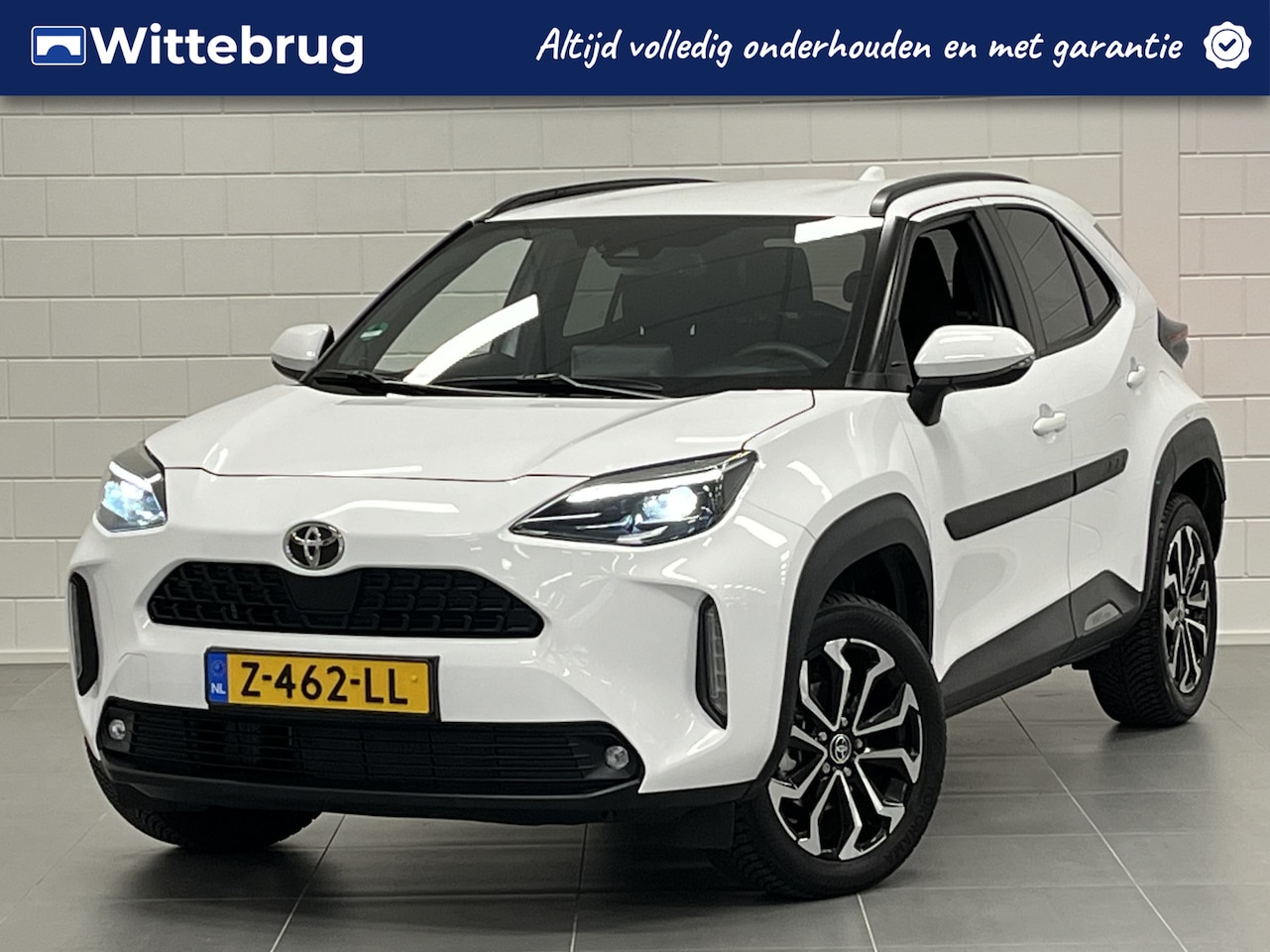 Toyota Yaris Cross - 1.5 VVT-I Dynamic NAVIGATIE | FULL LED | KEYLESS | BIJNA NIEUWE AUTO! - AutoWereld.nl