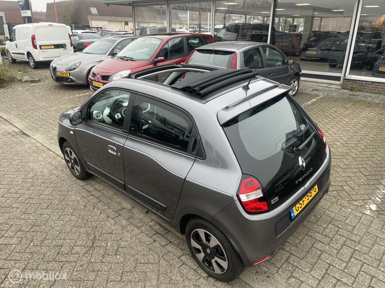 Renault Twingo - 1.0 SCe Limited Cabrio 1ste eigenaar - AutoWereld.nl