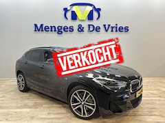 BMW X2 - xDrive25e Executive M Sport | LED | Panorama | Harman Kardon | 19" velgen | Navigatie | Cr