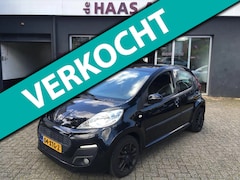 Peugeot 107 - 1.0 Envy / AIRCO / FACELIFT / LED / ALU VELGEN / APK AUGUSTUS 2025