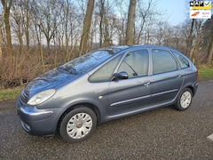 Citroën Xsara Picasso - 2.0i-16V Attraction