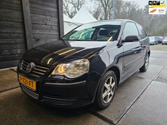 Volkswagen Polo - 1.2 Easyline AIRCO *apk:09-2025