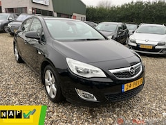 Opel Astra - 1.4 Turbo Edition, Airco, 5drs, trekhaak, 2de eigenaar