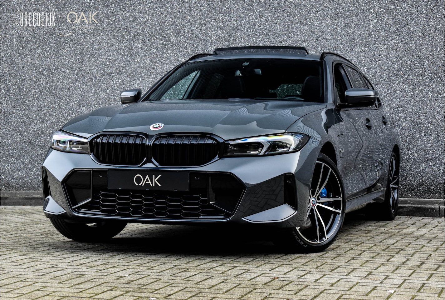 BMW 3-serie Touring - 330e xDrive | M-Sport | Live Cockpit | Panorama | Leder | Memory | H&K | Camera | 19"LM | - AutoWereld.nl