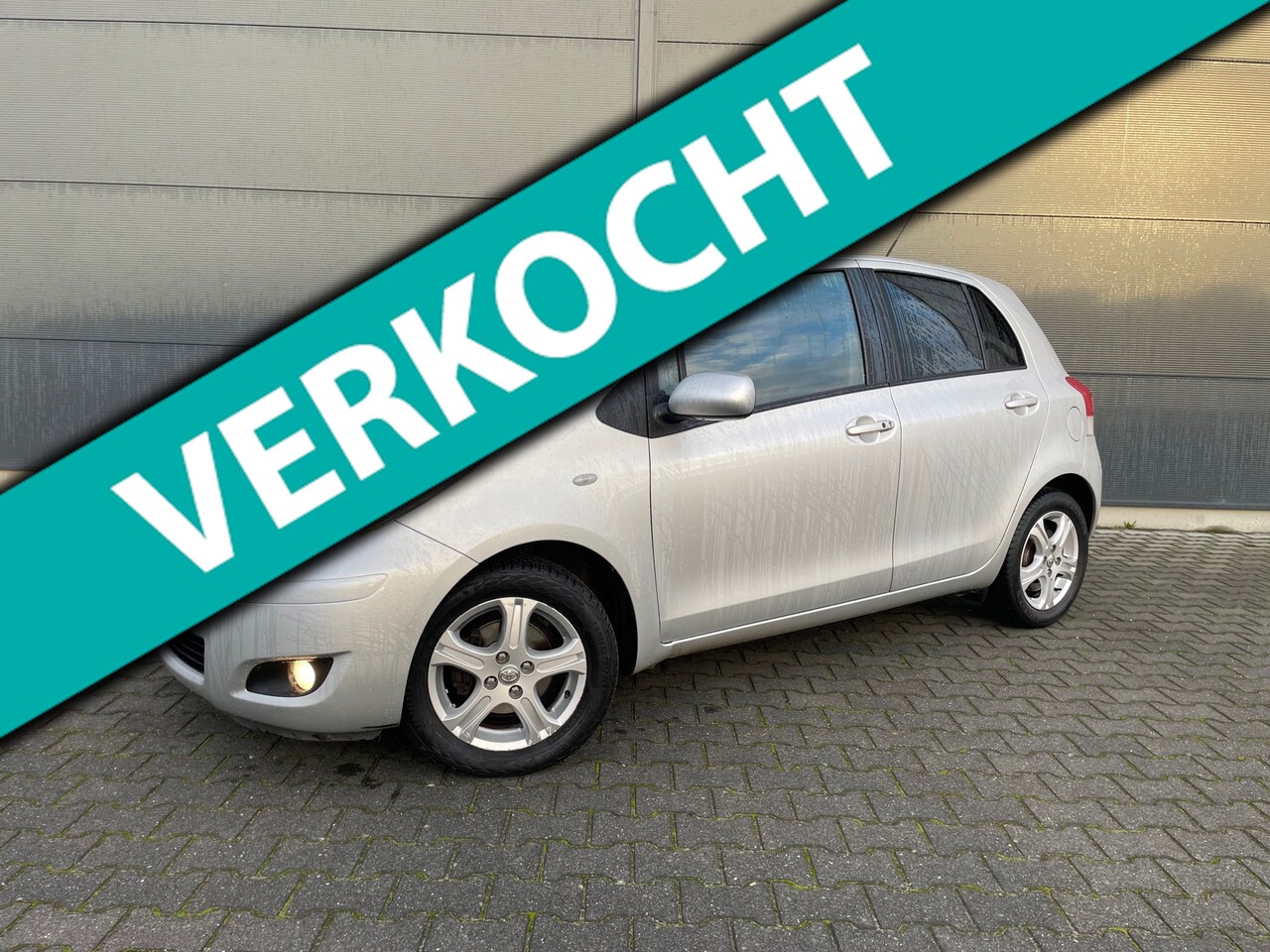 Toyota Yaris - 1.3 VVTi Aspiration automaat bouwjaar 2011 - AutoWereld.nl