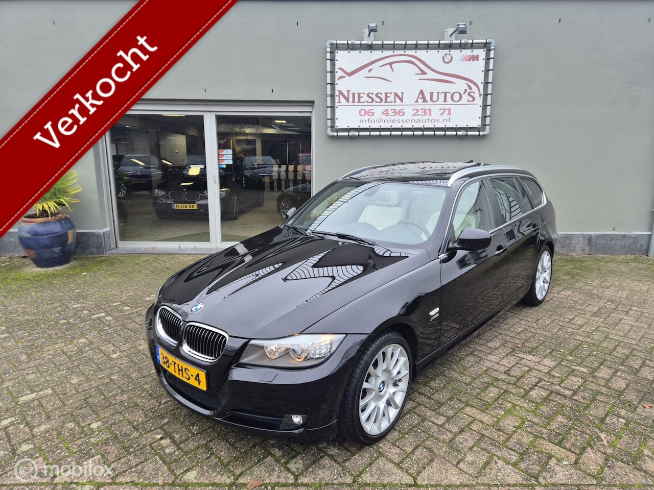 BMW 3-serie Touring - 325xi Luxury Line 325xi Luxury Line - AutoWereld.nl