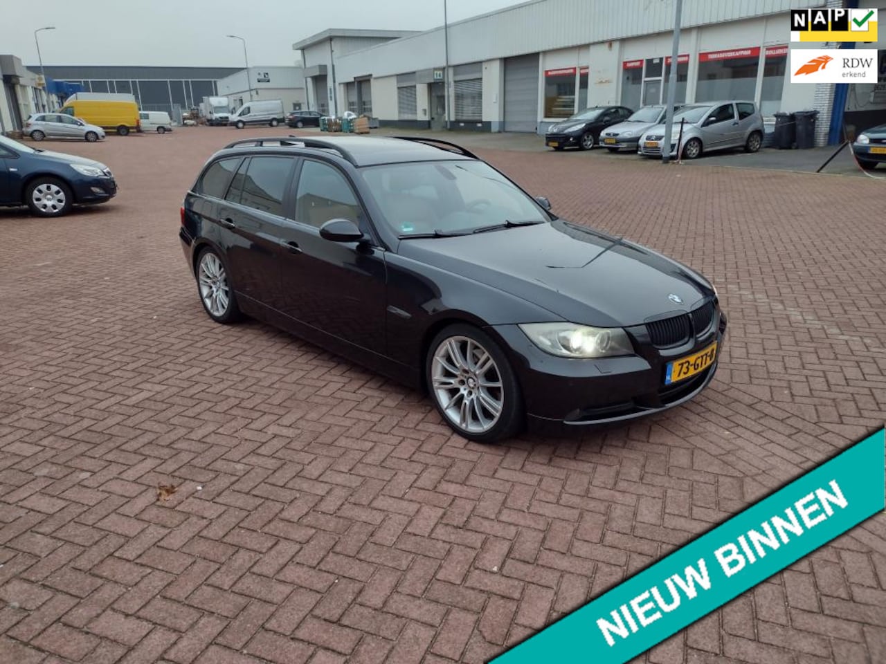 BMW 3-serie Touring - 320i Business Line MOOIE AUTO BEL 0619590613 PANORAAMADAK APK NIEUWEN - AutoWereld.nl