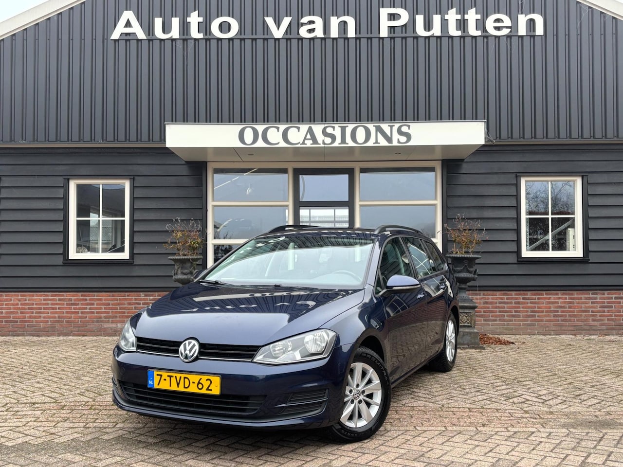 Volkswagen Golf Variant - 1.2 TSI Comfortline / Navigatie / NAP / Trekhaak / Clima / Cruise / Elek. ramen / - AutoWereld.nl