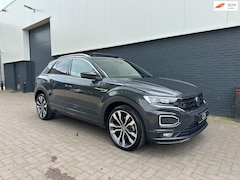 Volkswagen T-Roc - 1.5 TSI DSG 2021 3X R-LINE PANO VIRTUEL