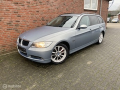 BMW 3-serie Touring - 320i Executive