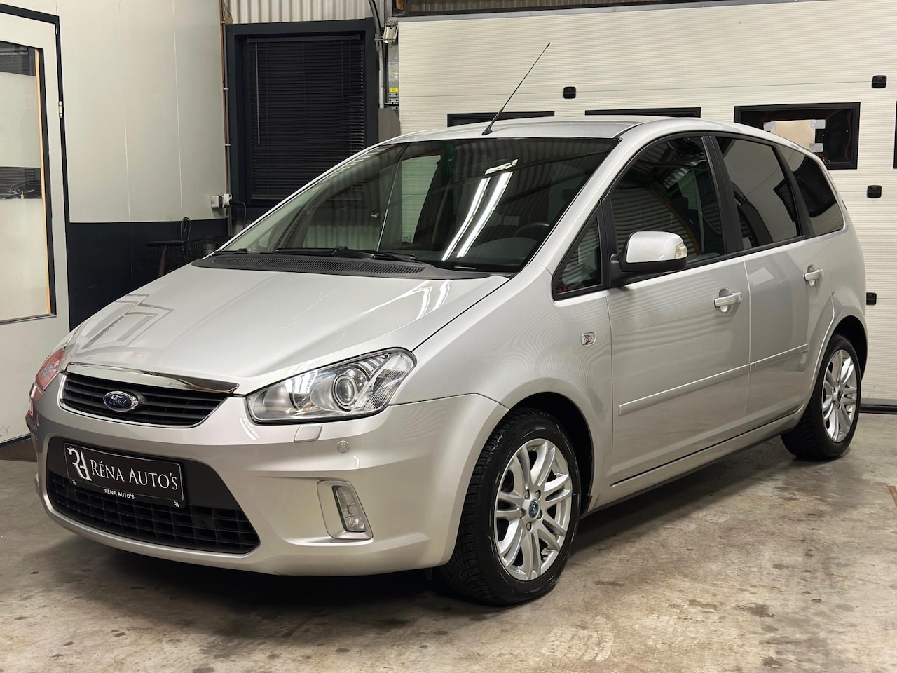 Ford C-Max - 2.0-16V Ghia 1e eig | Nieuwstaat | Automaat | Airco | Stoelverw | Cruise | - AutoWereld.nl