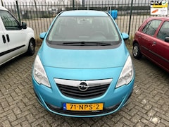 Opel Meriva - 1.4 Turbo Edition| koppakking lek