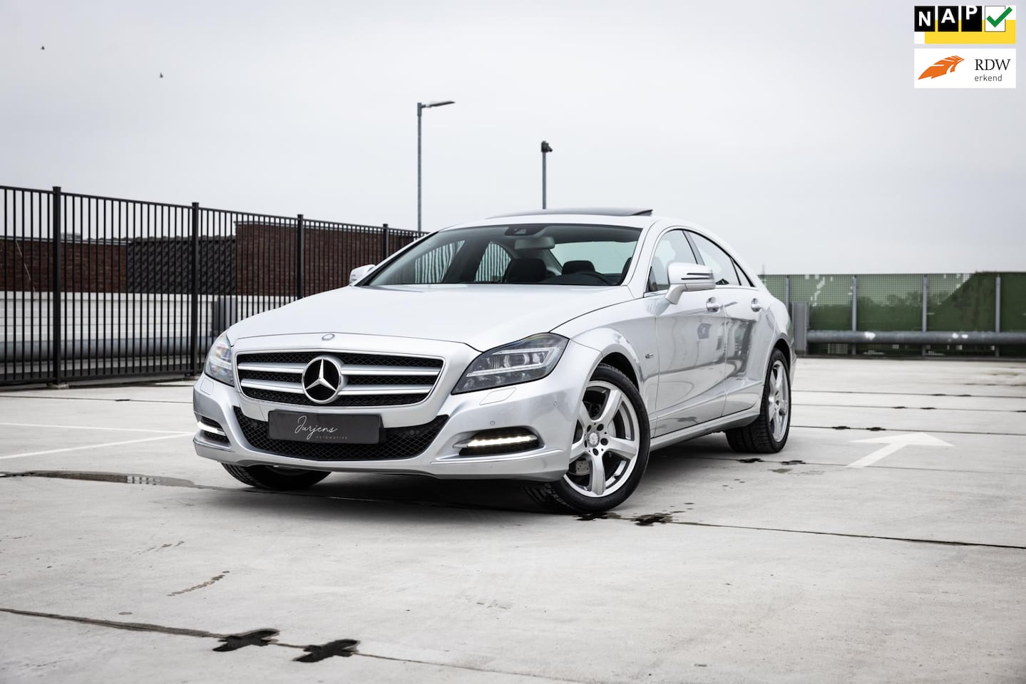 Mercedes-Benz CLS-klasse - 350 3.5 V6 CGI (306pk) Orig NL | LED | - AutoWereld.nl