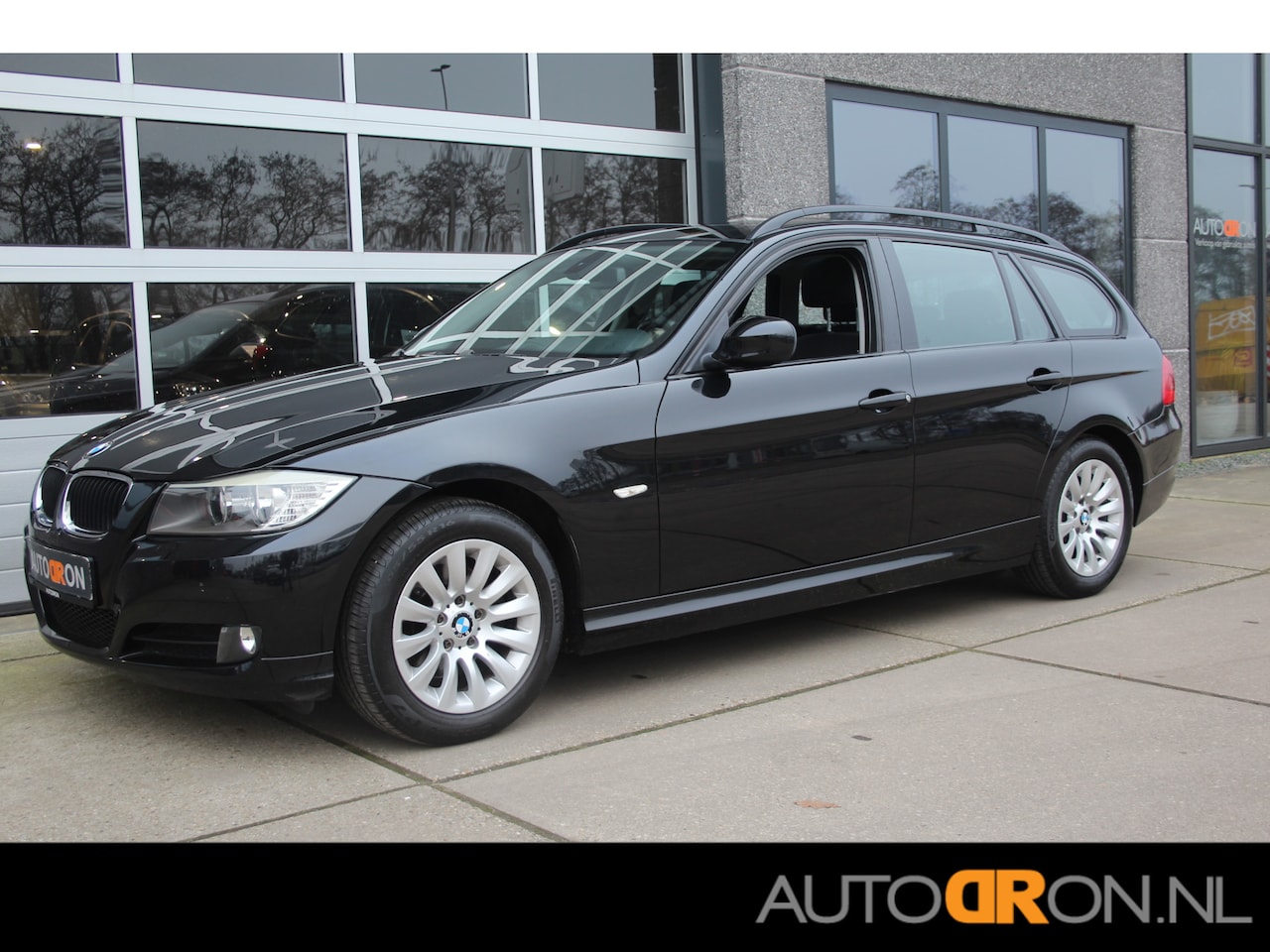 BMW 3-serie Touring - 320i 320i 170 Pk - AutoWereld.nl