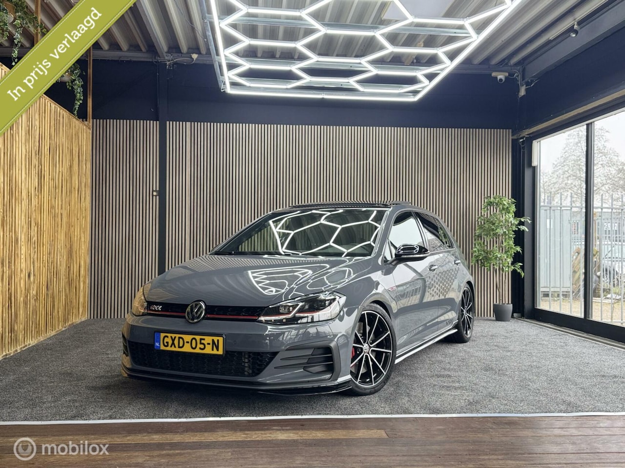 Volkswagen Golf - GTI TCR |Panno |DCC|Navi|Akra| - AutoWereld.nl