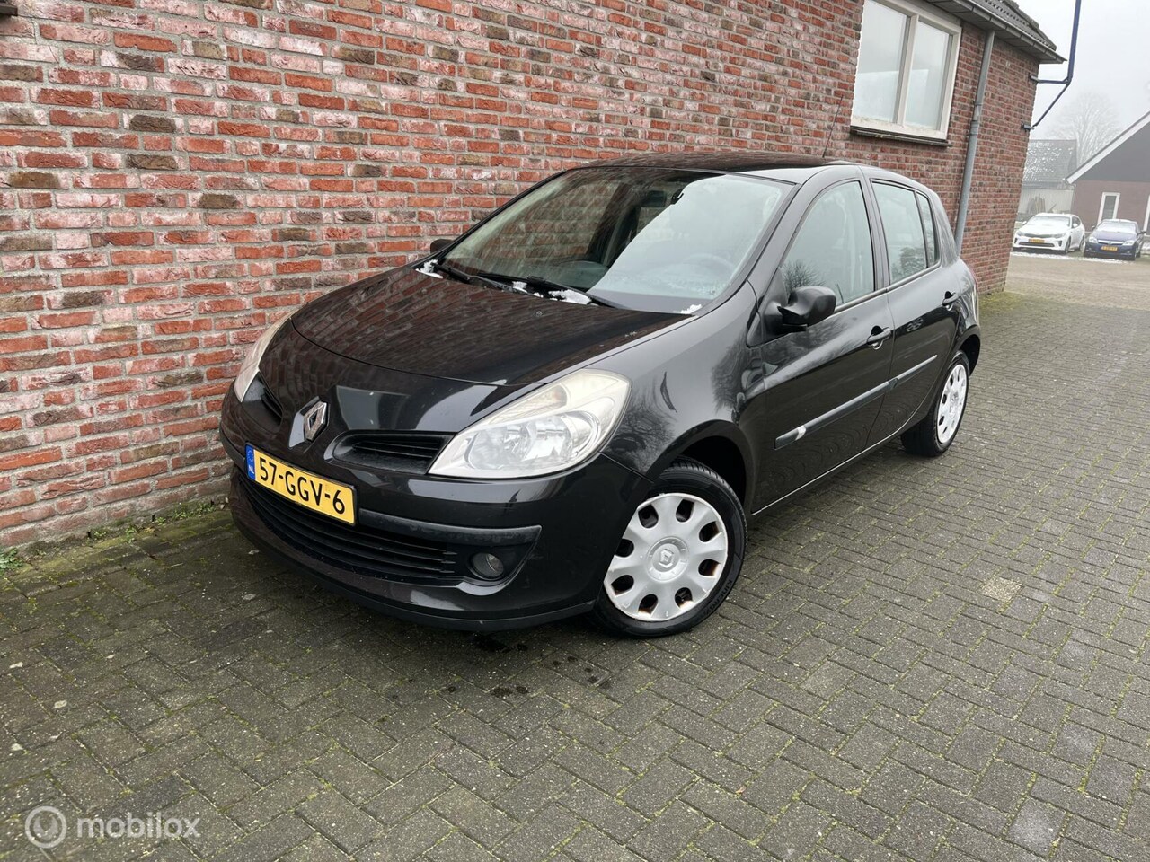 Renault Clio - 1.2-16V Special Line 1.2-16V Special Line - AutoWereld.nl