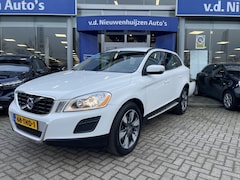 Volvo XC60 - 2.0 T5 Momentum // Automaat // Leder // Trekhaak // Sidesteps Perfecte Staat info Roel 049