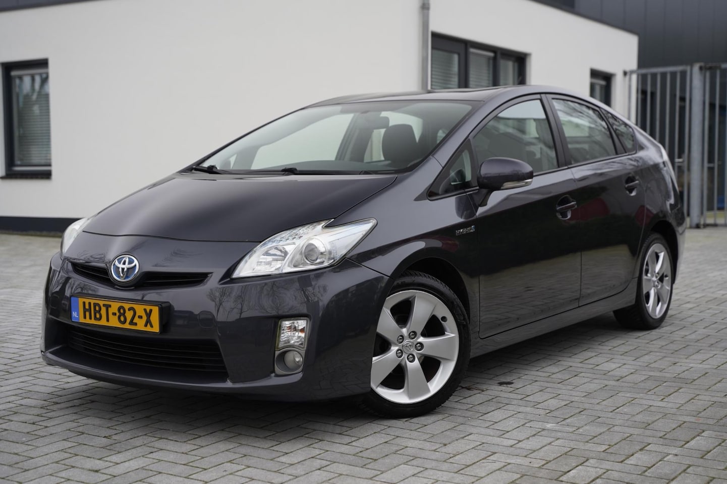 Toyota Prius - 1.8 Aspiration 1.8 Aspiration, Stoelverwarming, HUD, Cruise Control - AutoWereld.nl