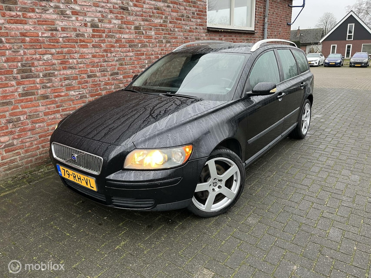 Volvo V50 - 2.5 T5 AWD Kinetic 2.5 T5 AWD Kinetic - AutoWereld.nl