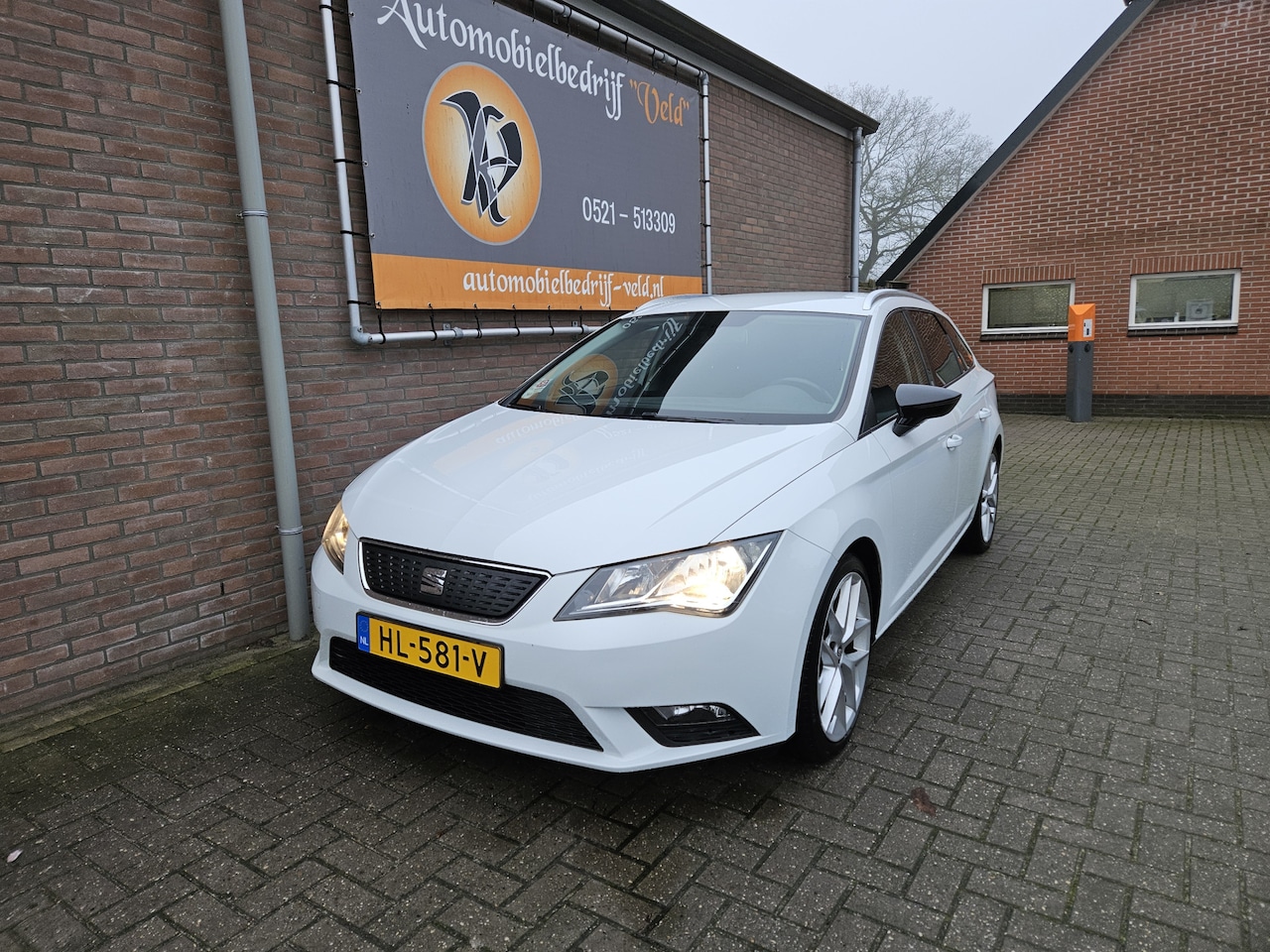 Seat Leon ST - 1.0 EcoTSI Style Connect - AutoWereld.nl