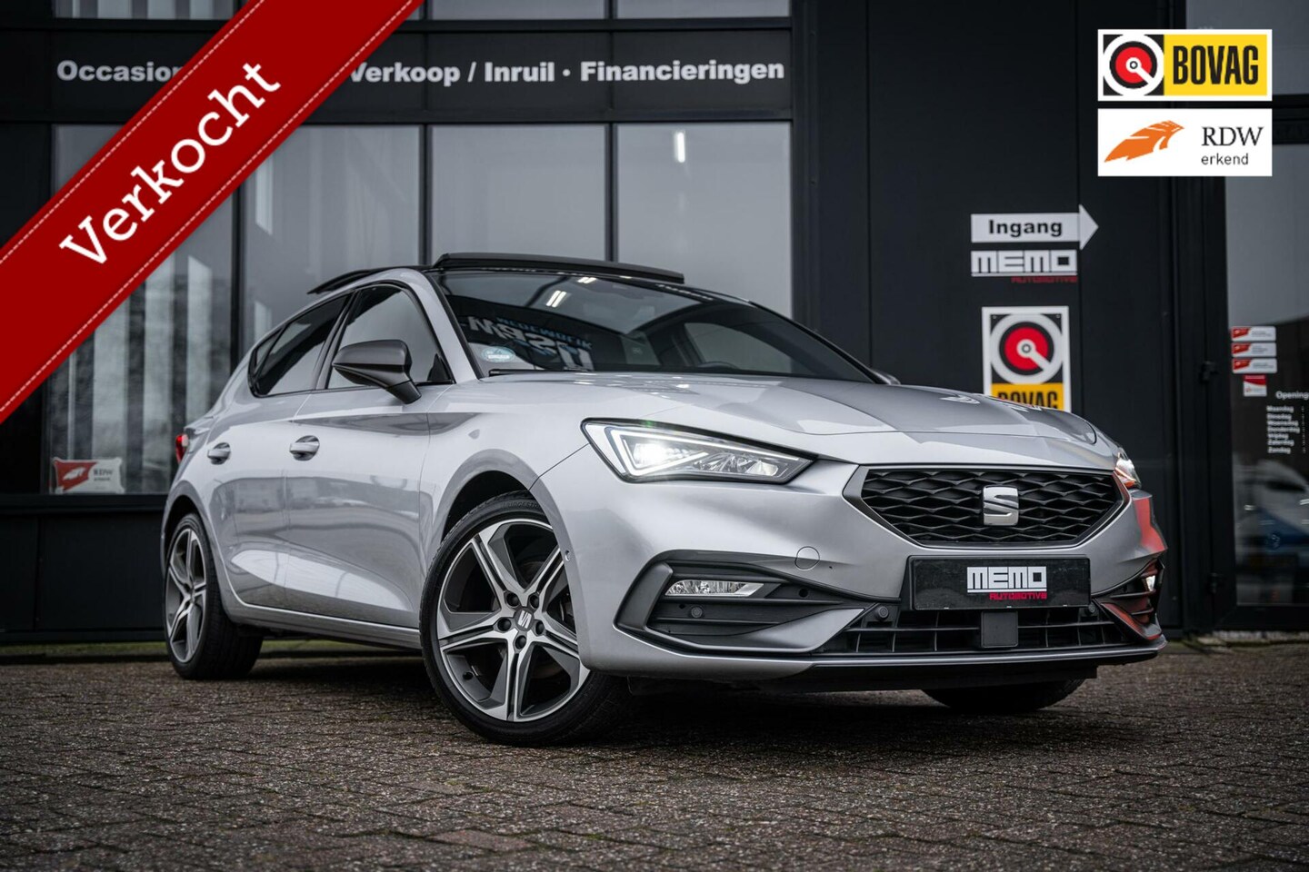 Seat Leon - 1.5 eTSI FR Business *PANO*CAMERA*BEATS*CARPLAY* - AutoWereld.nl