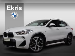 BMW X2 - sDrive20i High Executive M Sportpakket / HIFI / Achteruitrijcamera / 19'' /