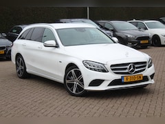 Mercedes-Benz C-klasse Estate - 300 e Advantage Pack / Trekhaak / Camera / Apple CarPlay / Leder / DAB / Stoelverwarming /