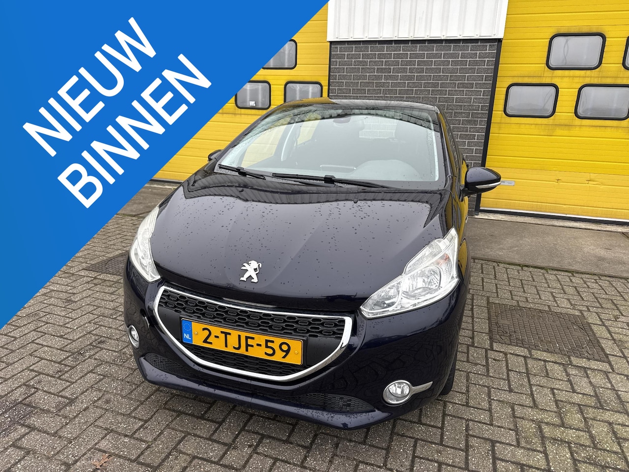 Peugeot 208 - 1.2 VTi Envy |Motor probleem|NAP|Airco|4 deurs - AutoWereld.nl