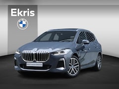 BMW 2-serie Active Tourer - 225e xDrive | M Sportpakket | Panodak | Trekhaak | Comfort Access | Achteruitrijcamera | 1