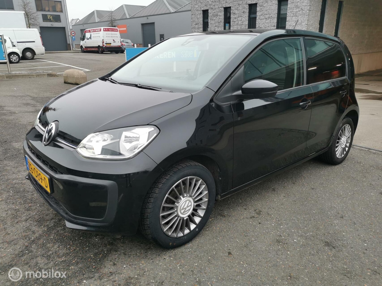 Volkswagen Up! - 1.0 BMT move up! Airco / DAB / NL Auto NAP - AutoWereld.nl