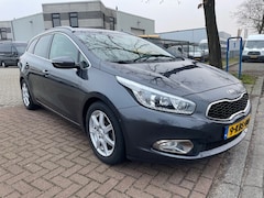 Kia Cee'd Sportswagon - 1.6 GDI Super Pack Airco/ECC, Cruiscontrol, Navigatie