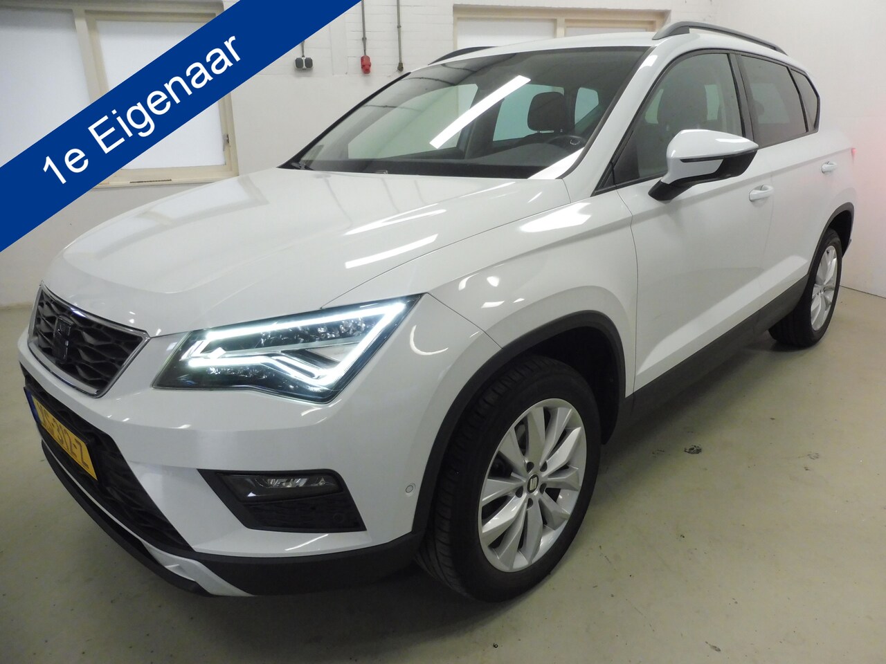 Seat Ateca - 1.0 EcoTSI Style Business Intense LMV | PDC v+a | Parkhulp | LED | 1e eig. | NL auto - AutoWereld.nl