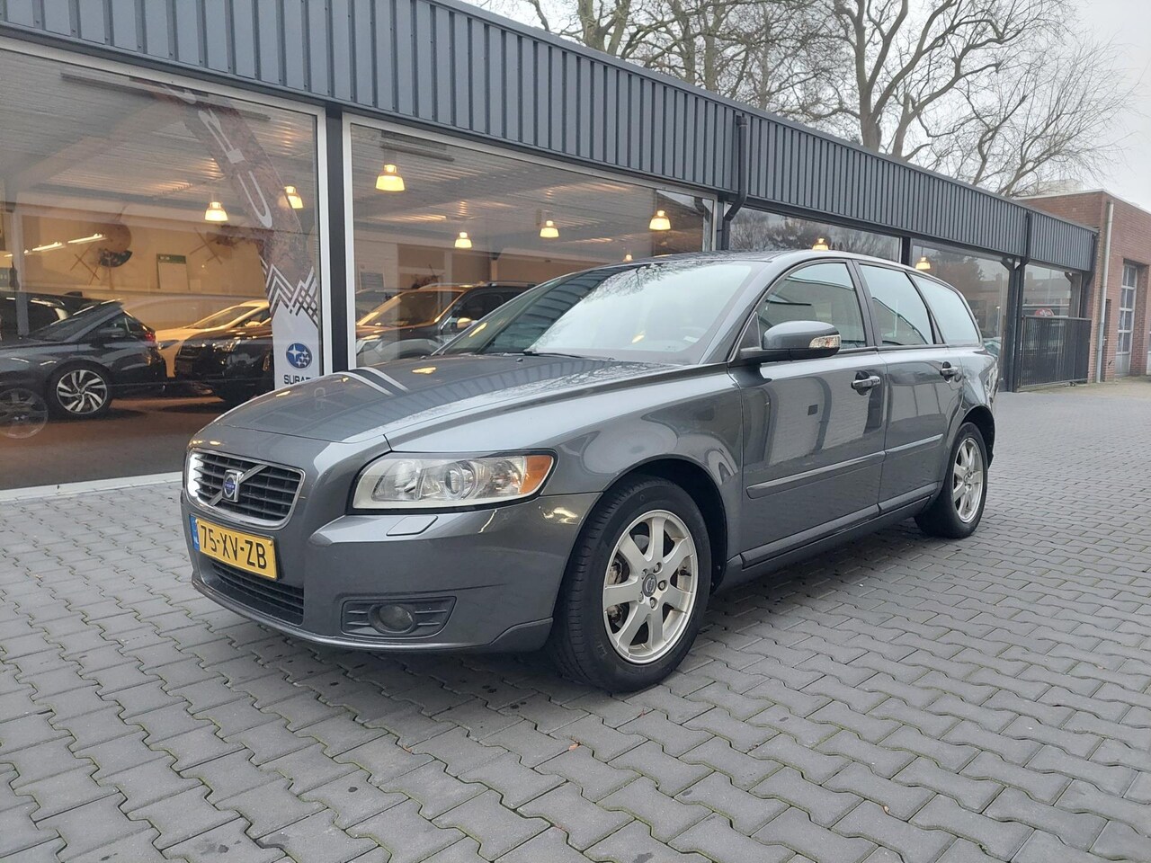 Volvo V50 - 1.8 Edition I 7 jaar dezelfde eigenaar Origineel NL Clima Cruise High Performance sound Re - AutoWereld.nl