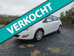 Opel Astra - 1.4 Selection 2011 nieuwe APK