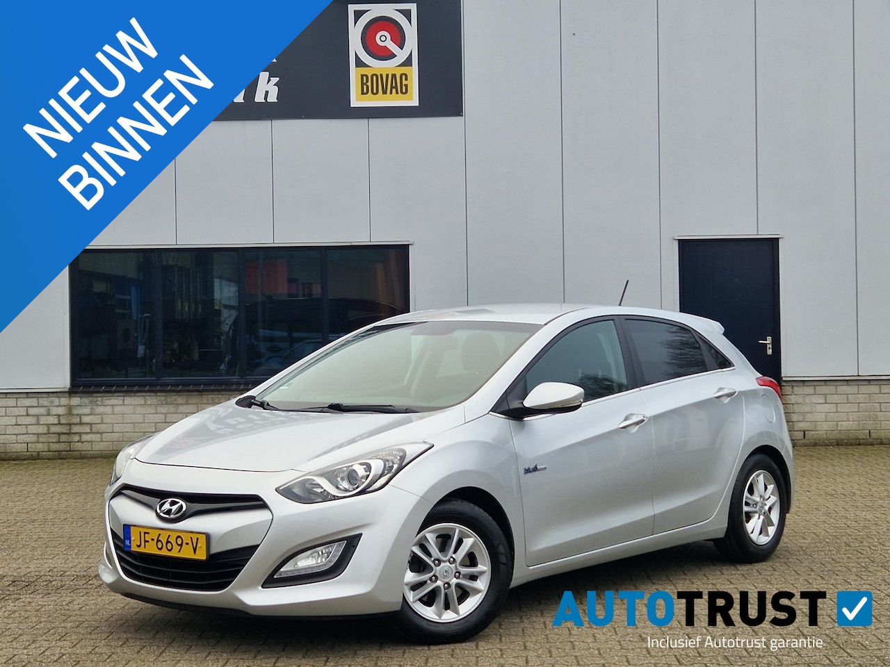 Hyundai i30 - 1.6 GDI i-Motion Plus ECC NAV CRUISE TREKHAAK - AutoWereld.nl