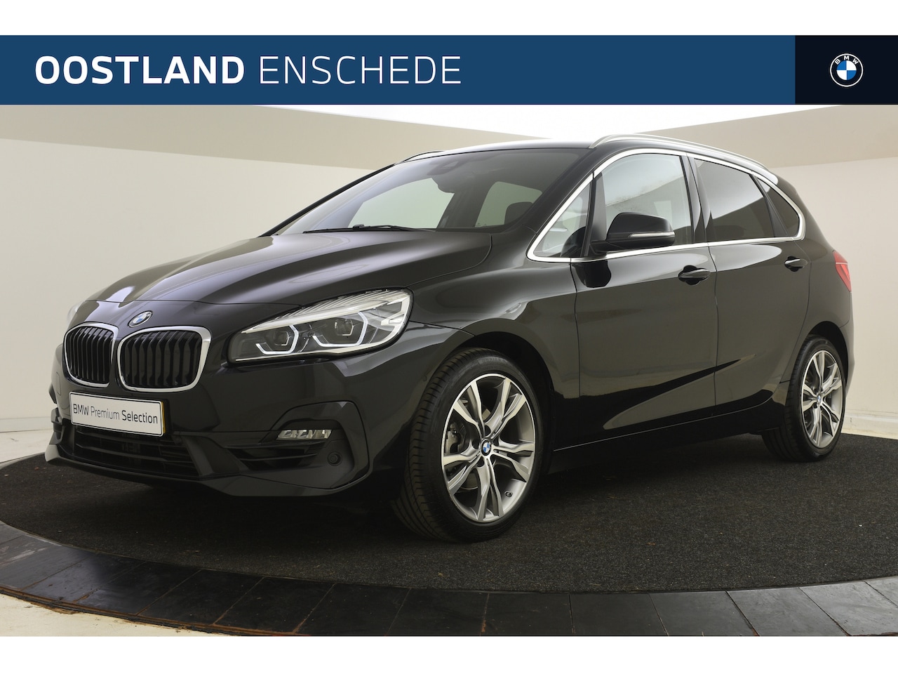 BMW 2-serie Active Tourer - 218i Executive Sport Line Automaat / Achteruitrijcamera / Sportstoelen / LED / Head-Up / P - AutoWereld.nl