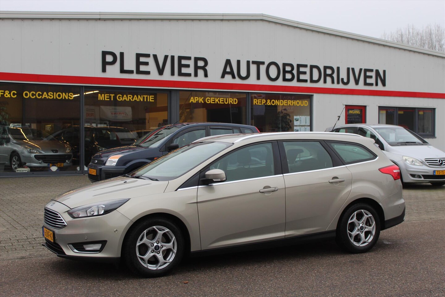 Ford Focus Wagon - 1.0 EcoBoost 125pk First Edition - AutoWereld.nl