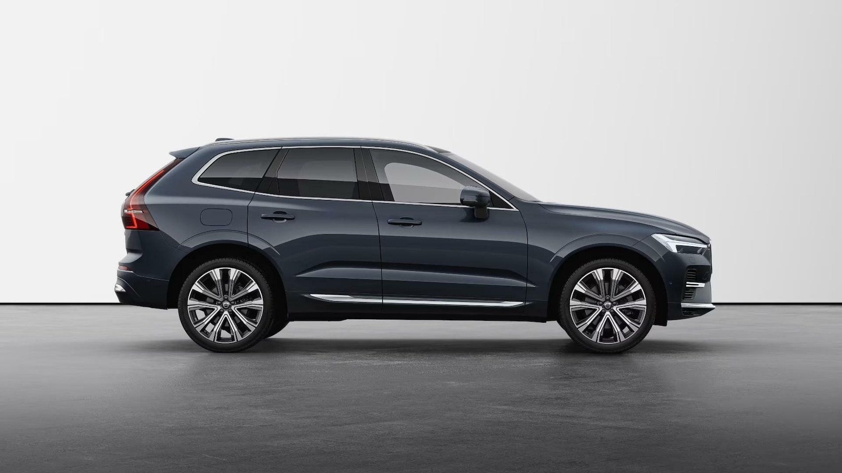 Volvo XC60 - 2.0 Recharge T6 AWD Ultra Bright Direct Leverbaar! - AutoWereld.nl