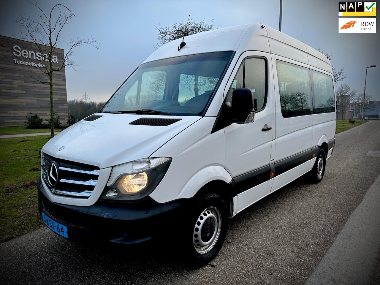 Mercedes-Benz Sprinter - 313 2.2 CDI 366 313 2.2 CDI 366, met lift, airco, nieuwe motor - AutoWereld.nl