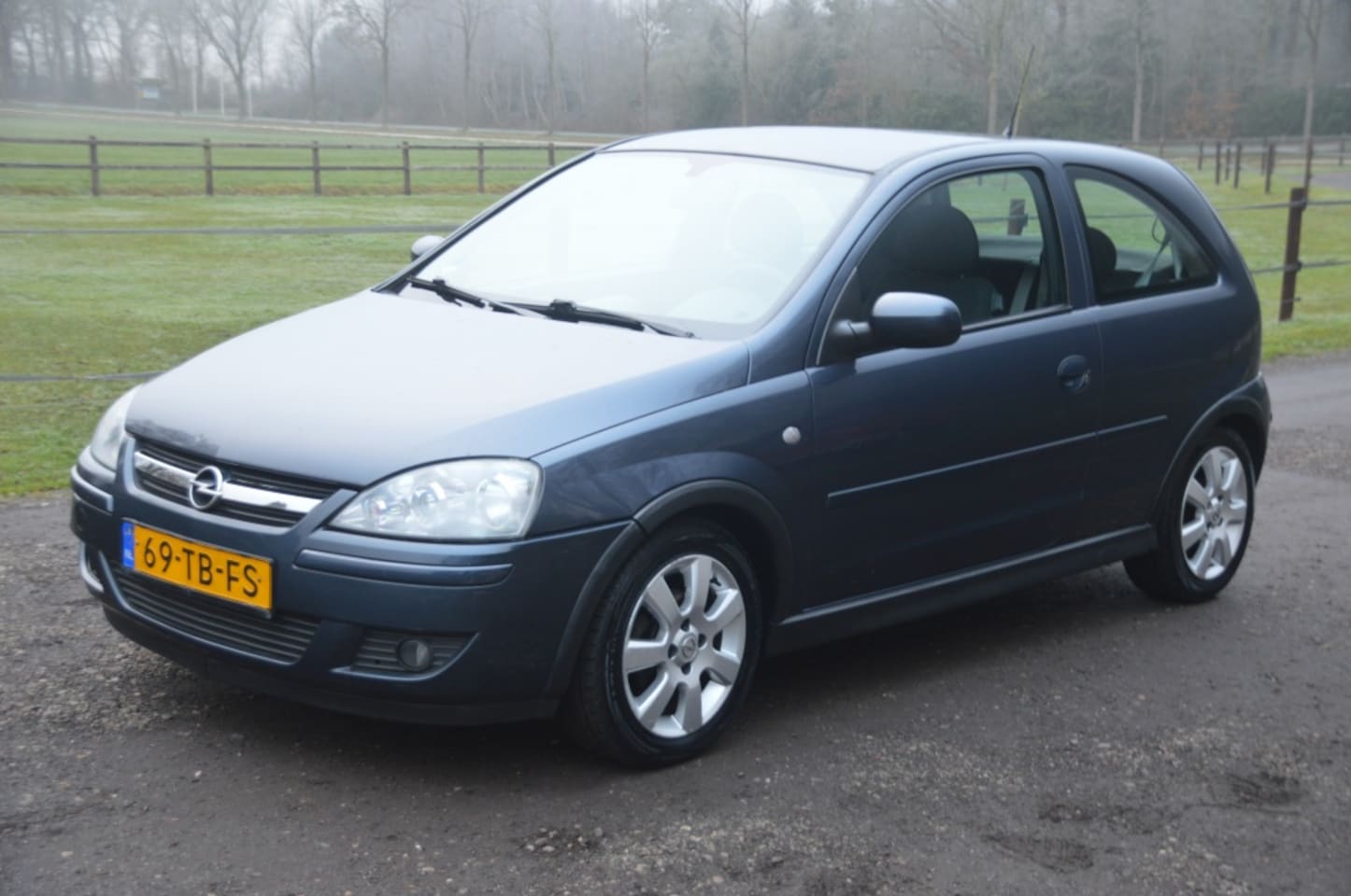 Opel Corsa - 1.2-16V Silverline Airco Cruise - AutoWereld.nl