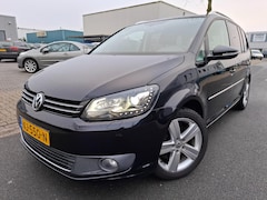 Volkswagen Touran - 1.4 TSI Highline AUTOMAAT/CLIMA/CRUISE/XENON