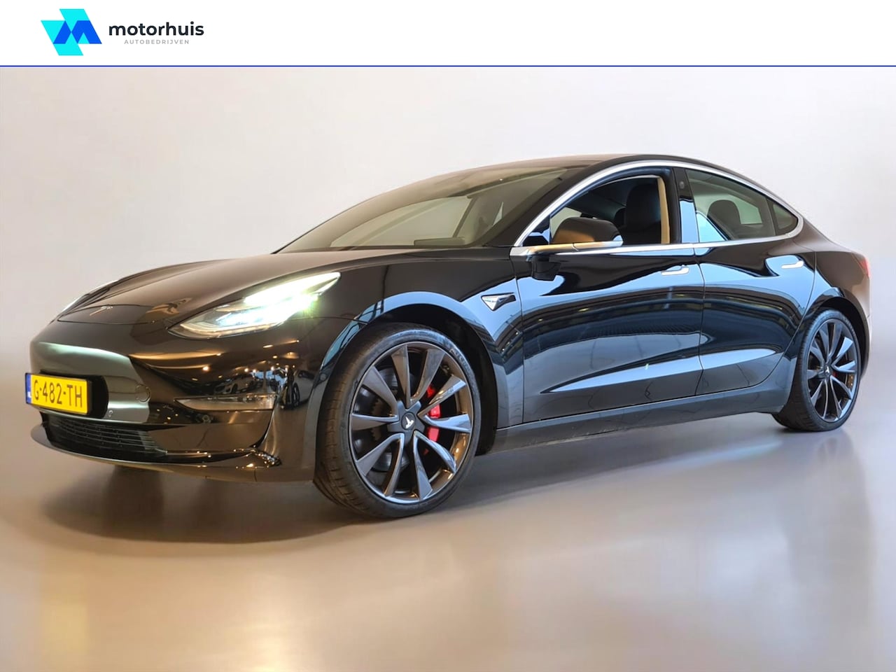 Tesla Model 3 - Performance Dual Motor AWD Performance 75 kWh NAVI LEDER LED CAMERA STOELV - AutoWereld.nl