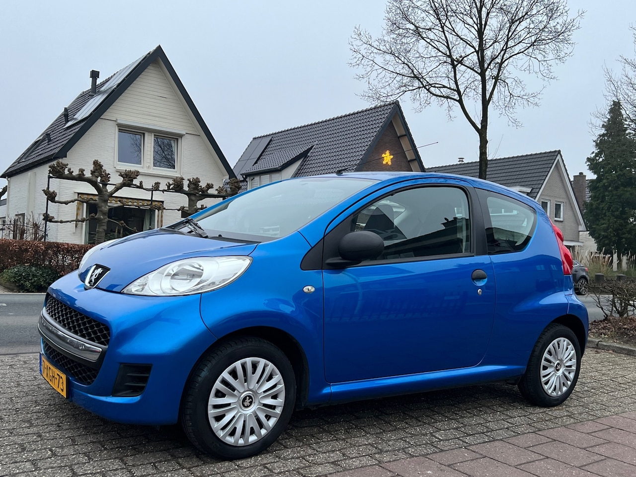 Peugeot 107 - 1.0-12V XR 90.000 km APK 11-2025 !! - AutoWereld.nl