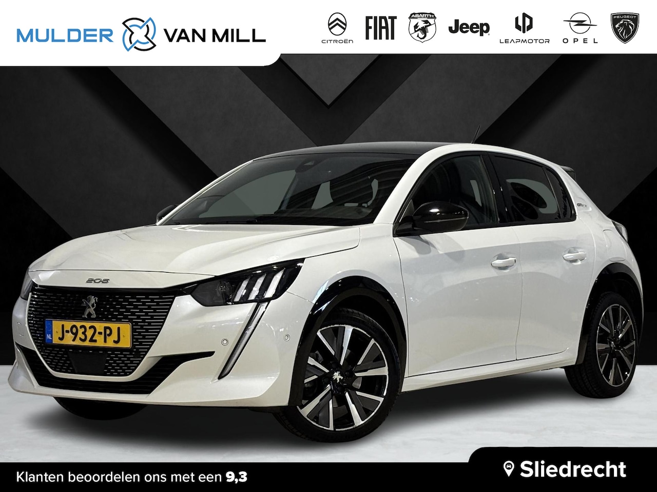 Peugeot 208 - 5-deurs GT-Line 1.2 PureTech 100pk EAT8 AUTOMAAT | PANODAK | NAVI | KEYLESS ENTRY | CAMERA - AutoWereld.nl