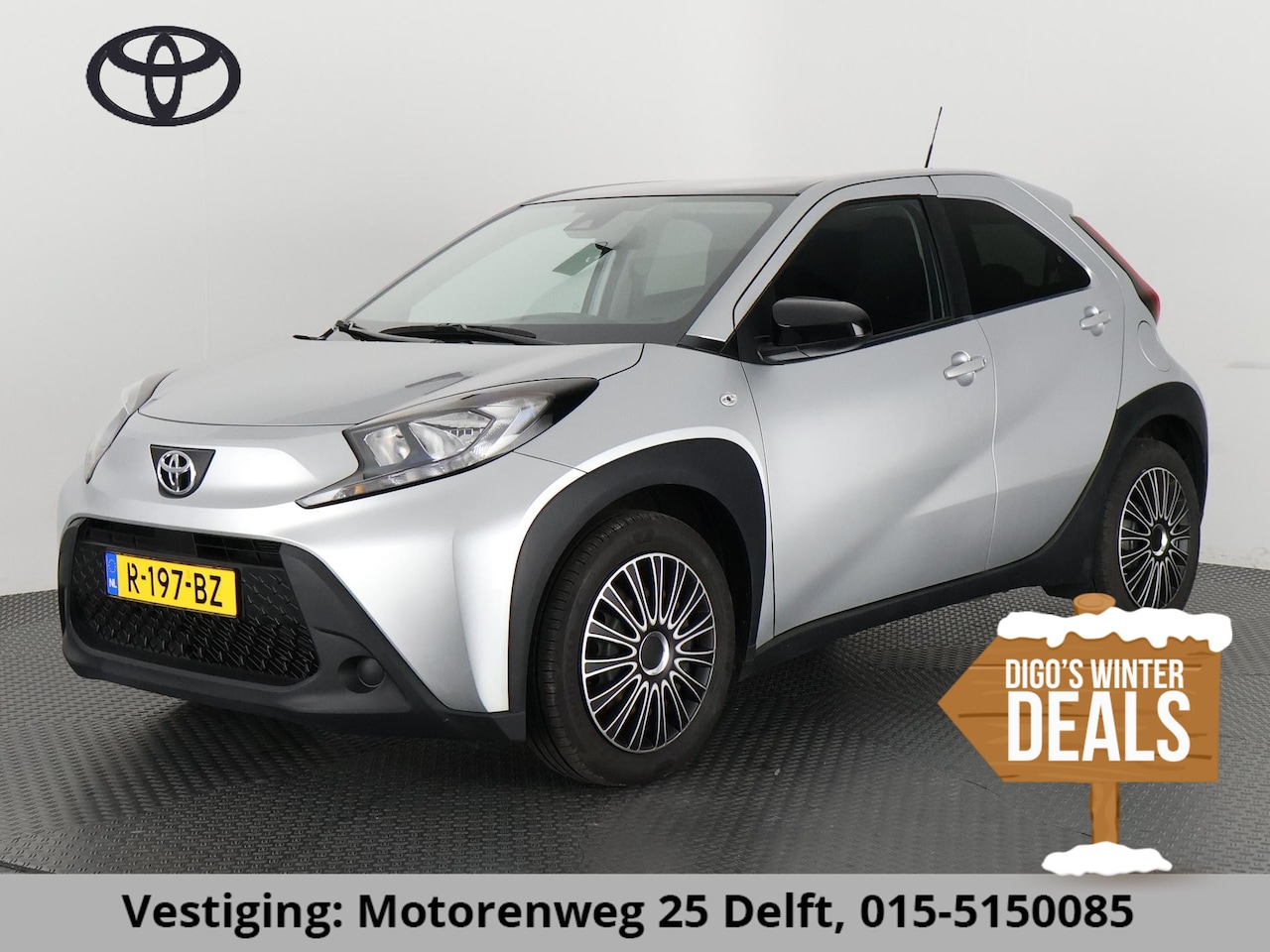 Toyota Aygo X - 1.0 VVT-i PLAY DESIGN CARPLAY NAVI CAMERA.CRUISE.PRIVACY GARANTIE TOT 8-2032 - AutoWereld.nl