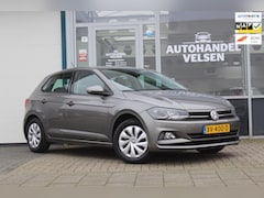 Volkswagen Polo - 1.0 TSI Comfortline Business|Apple carplay|