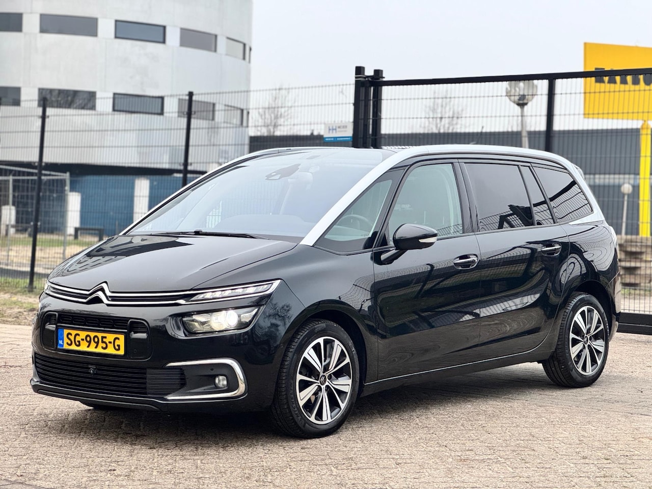 Citroën Grand C4 Picasso - 1.6 BlueHDi Shine/7PERS/AUT/PANO/XENON/PDC/IN TOPSTAAT/DEALERONDERH - AutoWereld.nl