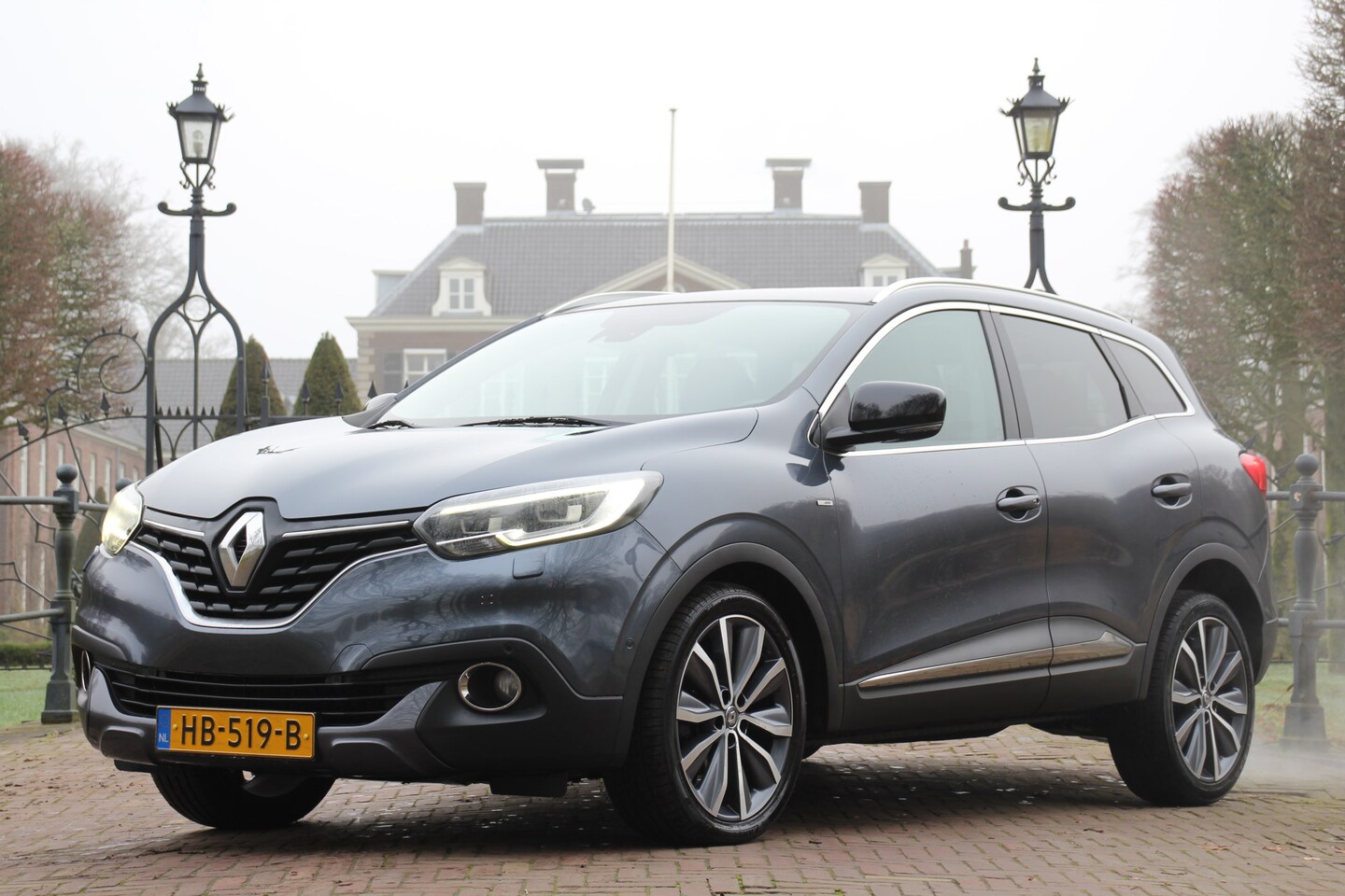 Renault Kadjar - 1.2 TCE BOSE | NL-AUTO! | LEDER/STOF | PANODAK | NAVI | CAMERA | CLIMA | VOORRUITVERWARMIN - AutoWereld.nl