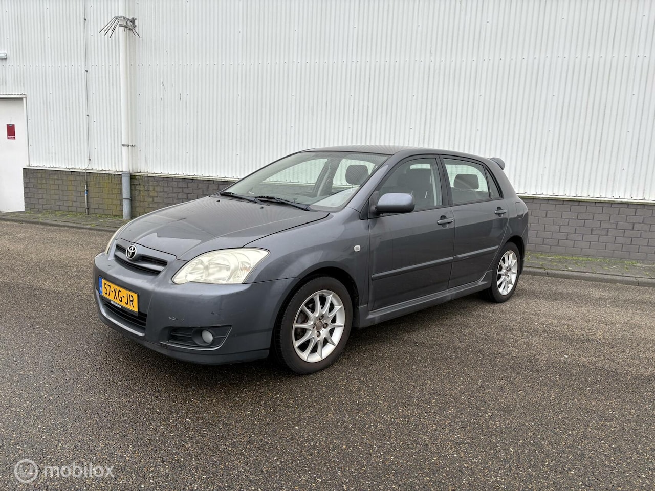 Toyota Corolla - 1.6 VVT-i Sport Anniversary 1.6 VVT-i Sport Anniversary - AutoWereld.nl