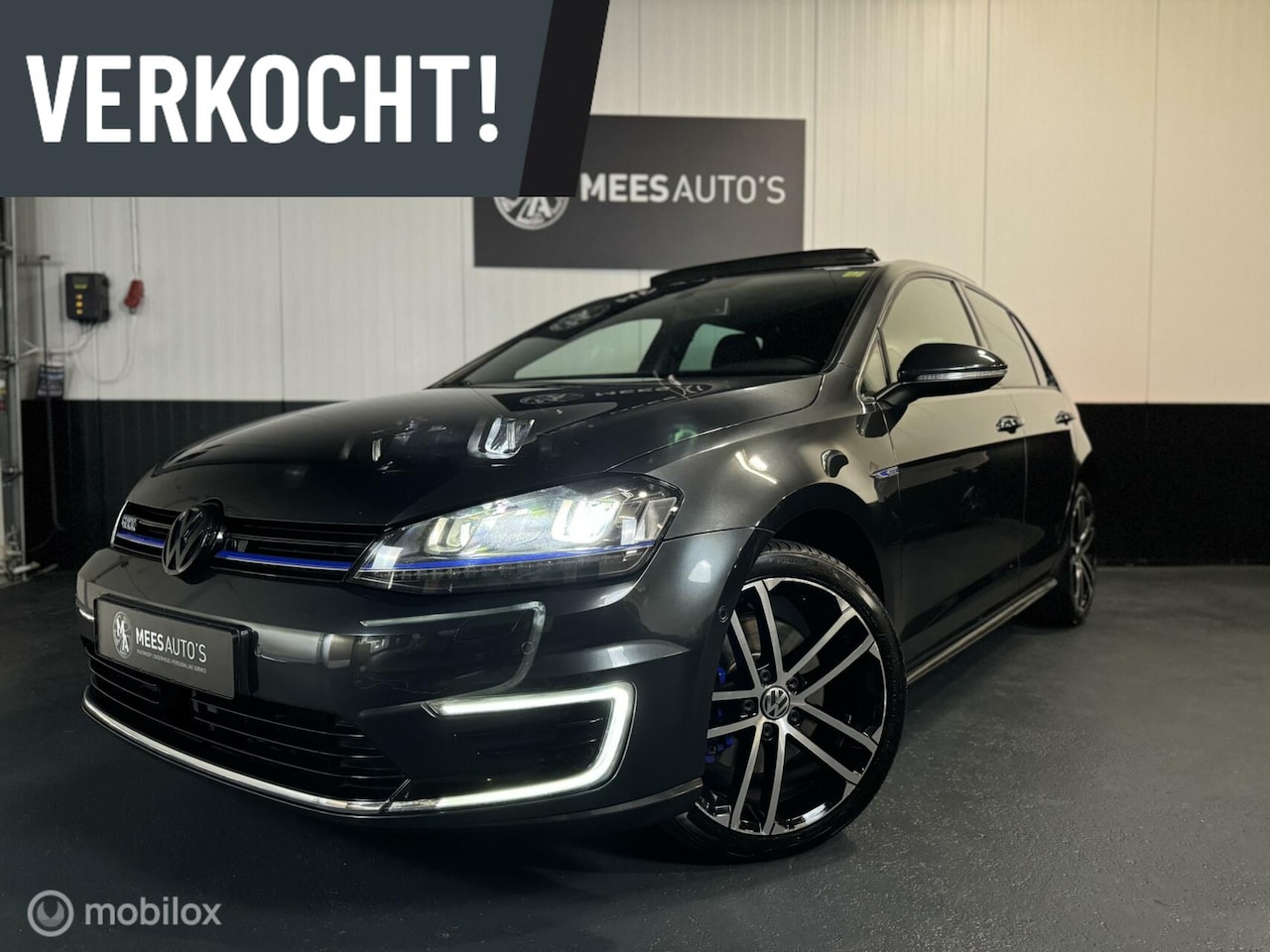 Volkswagen Golf - 1.4 TSI GTE|Pano|18 inch|Camera|PDC|Navi| - AutoWereld.nl